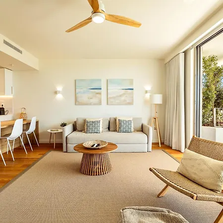 Bayline & Lagoon & Gym Apartment Armacao de Pera