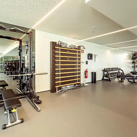 Bayline & Lagoon & Gym Apartment