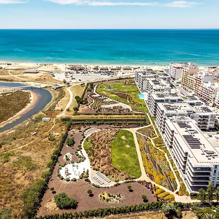 Bayline & Lagoon & Gym Appartement